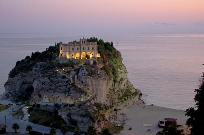 Tropea _Vibo Valentia.jpg