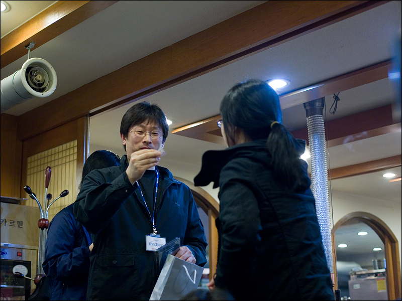 화이트콜라.jpg